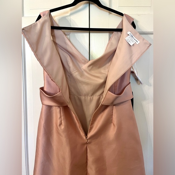 ALFRED SUNG Off-the-Shoulder Draped‎ Wrap Satin Maxi Dress Toasted Sugar 8 AS IS - Picture 5 of 11